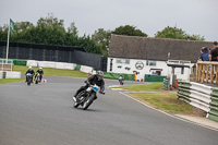 Vintage-motorcycle-club;eventdigitalimages;mallory-park;mallory-park-trackday-photographs;no-limits-trackdays;peter-wileman-photography;trackday-digital-images;trackday-photos;vmcc-festival-1000-bikes-photographs